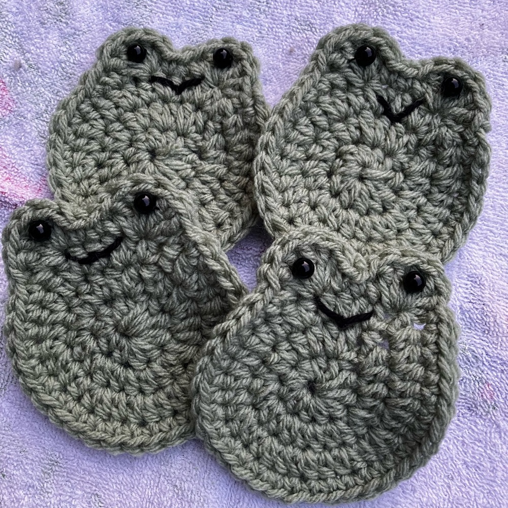Crochet Frog Coasters